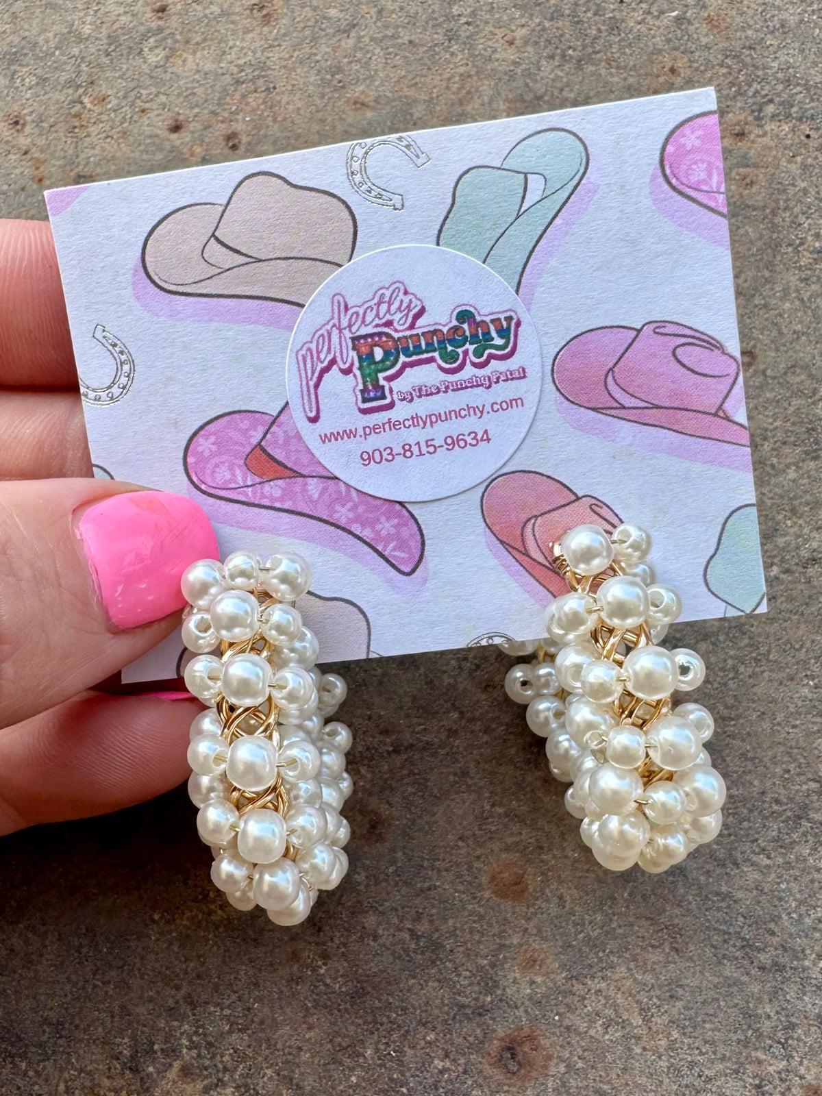 The Pretty Girl Pearl Earrings