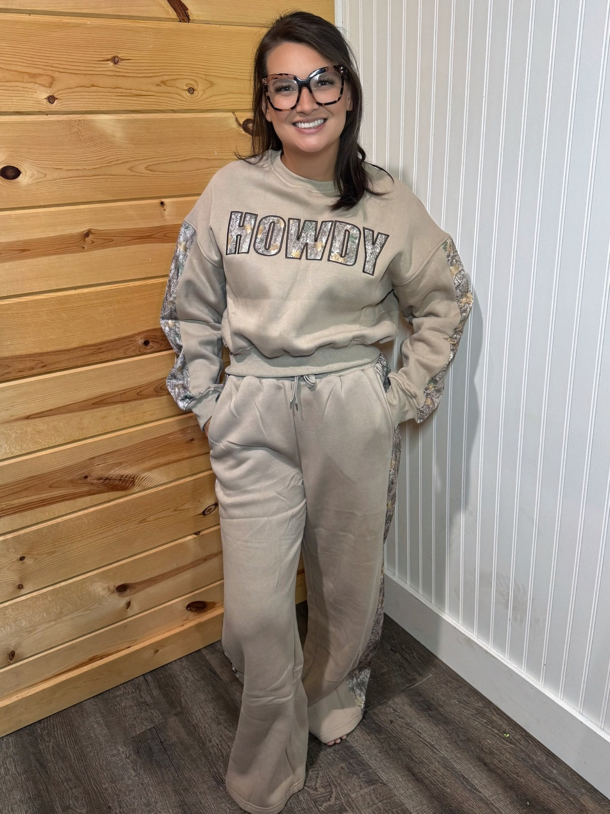 The Howdy Set